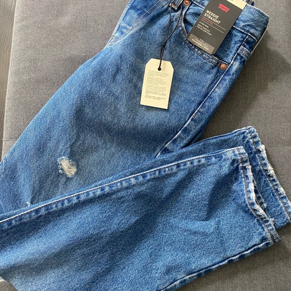 Levi’s womens straigh jeans size 24 - Picture 2 of 6
